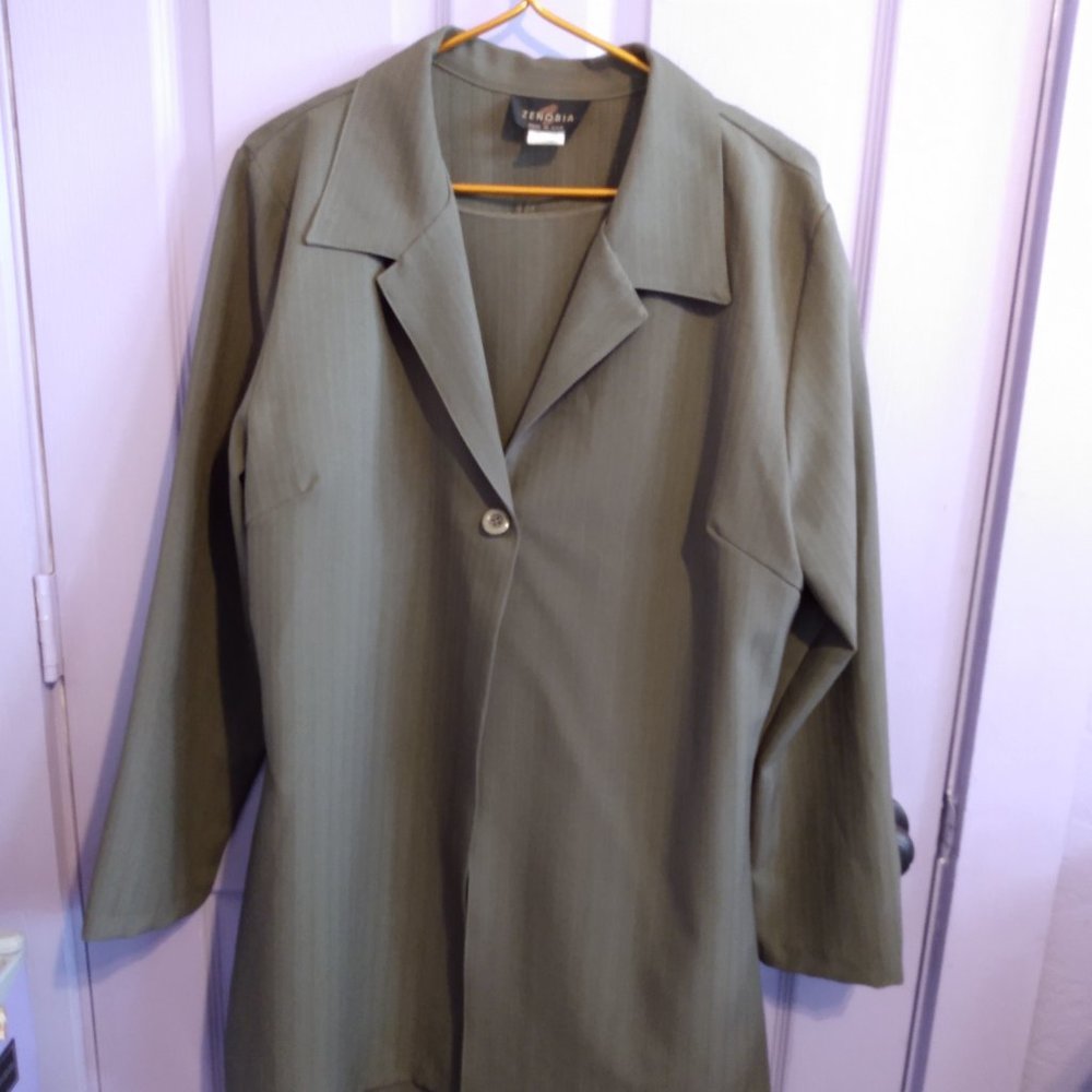 OLIVE GREEN DRESS SUIT BY ZENOBIA